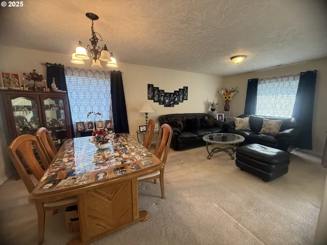 $547,000 | 4161 Geranium Avenue Northeast, Salem, OR 97305