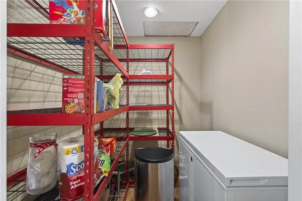 $695,000 | 981 South 9th Street, Odessa, MO 64076