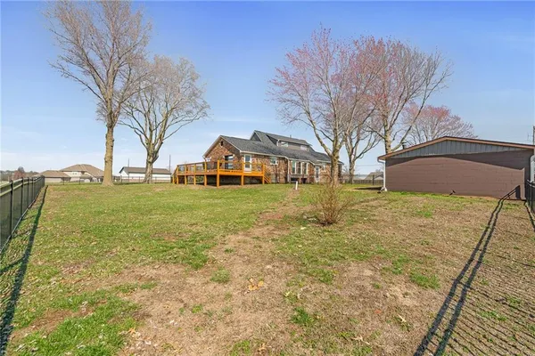 $695,000 | 981 South 9th Street, Odessa, MO 64076