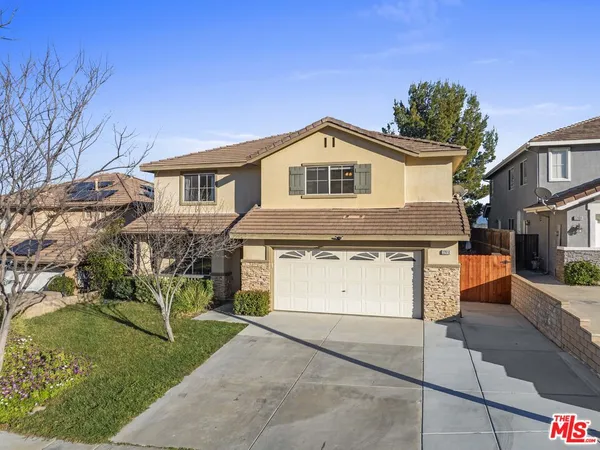 $899,000 | 32610 Ridge Top Lane, Castaic, CA 91384