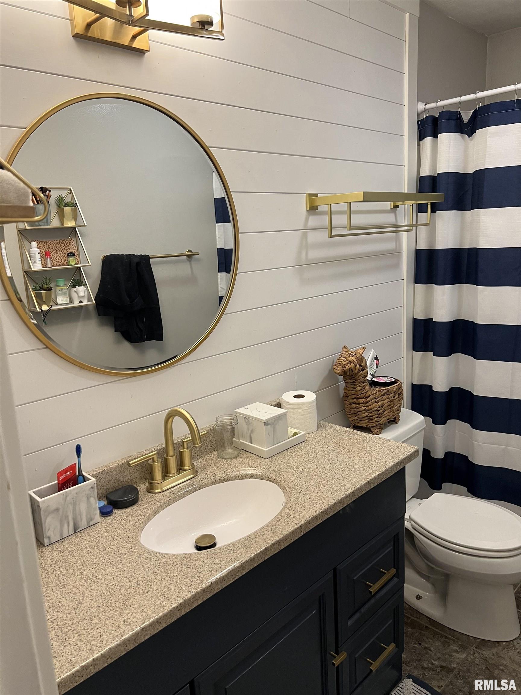 208 South Meadowview Lane Washington, IL 61571 - Photo 9 of 17