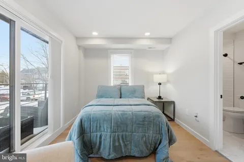 $425,000 | 4001 7th Street Northeast, Unit 4, Washington, DC 20017