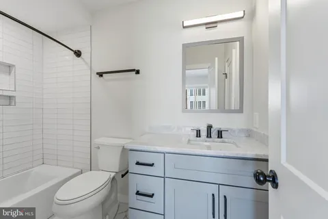 $425,000 | 4001 7th Street Northeast, Unit 4, Washington, DC 20017