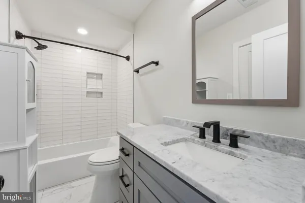 $425,000 | 4001 7th Street Northeast, Unit 4, Washington, DC 20017