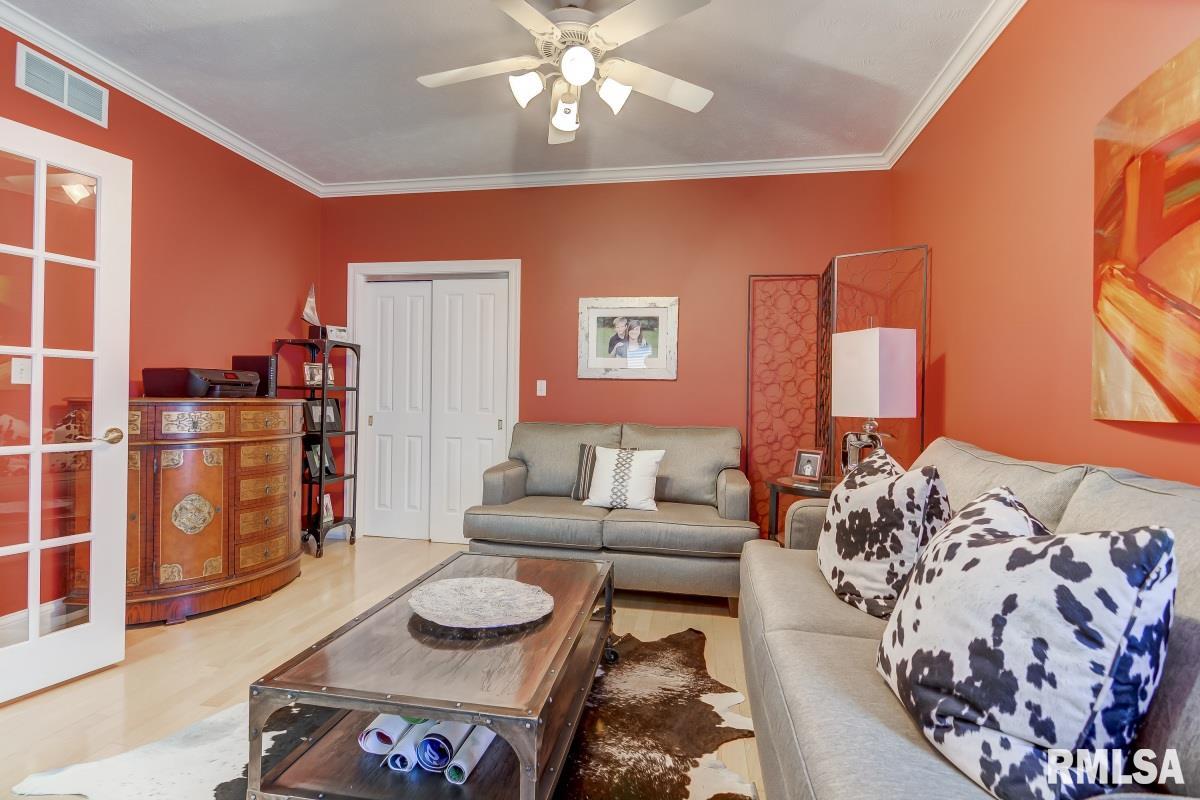 4913 Eagle Crest Court Springfield, IL 62711 - Photo 23 of 36 Gallery Image 23
