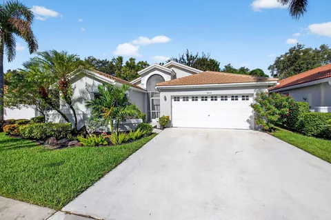 $429,000 | 9914 Harbour Lake Circle, Boynton Beach, FL 33437