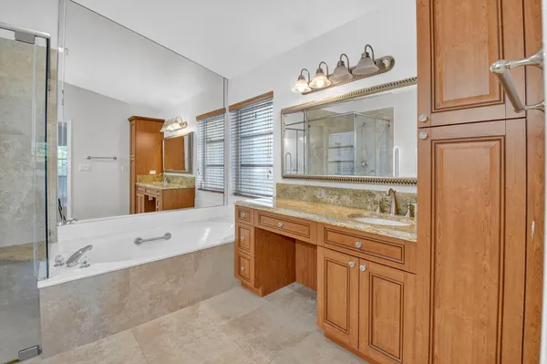 $429,000 | 9914 Harbour Lake Circle, Boynton Beach, FL 33437