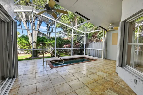 $429,000 | 9914 Harbour Lake Circle, Boynton Beach, FL 33437