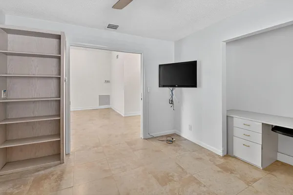 $429,000 | 9914 Harbour Lake Circle, Boynton Beach, FL 33437