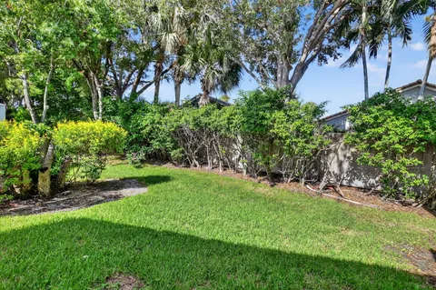 $429,000 | 9914 Harbour Lake Circle, Boynton Beach, FL 33437