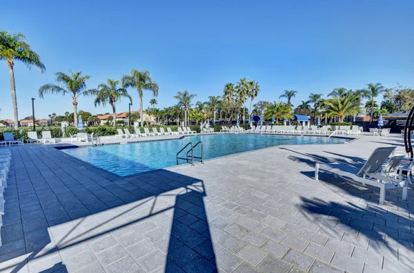 $429,000 | 9914 Harbour Lake Circle, Boynton Beach, FL 33437