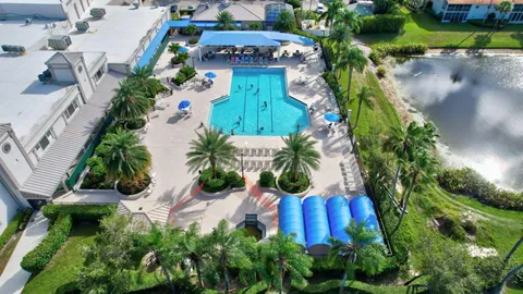 $429,000 | 9914 Harbour Lake Circle, Boynton Beach, FL 33437