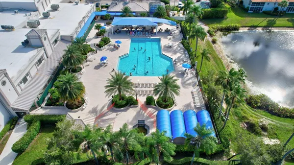 $429,000 | 9914 Harbour Lake Circle, Boynton Beach, FL 33437