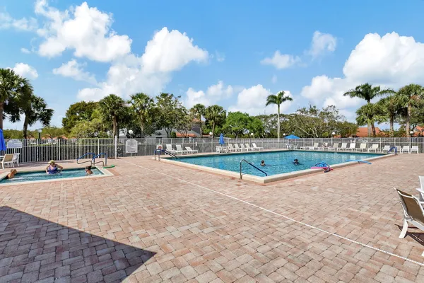 $429,000 | 9914 Harbour Lake Circle, Boynton Beach, FL 33437
