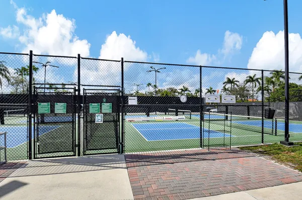 $429,000 | 9914 Harbour Lake Circle, Boynton Beach, FL 33437
