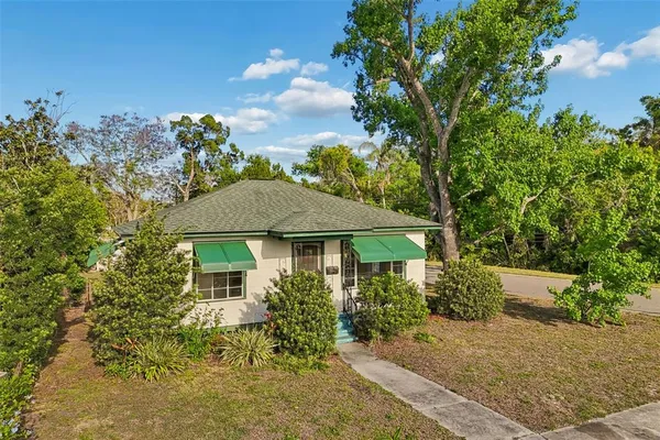 $2,500 | 1101 27th Street North, St. Petersburg, FL 33713