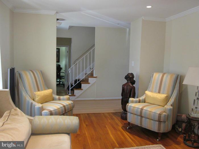2009 Queensguard Road Silver Spring, MD 20906 - Photo 3 of 8 Living Room