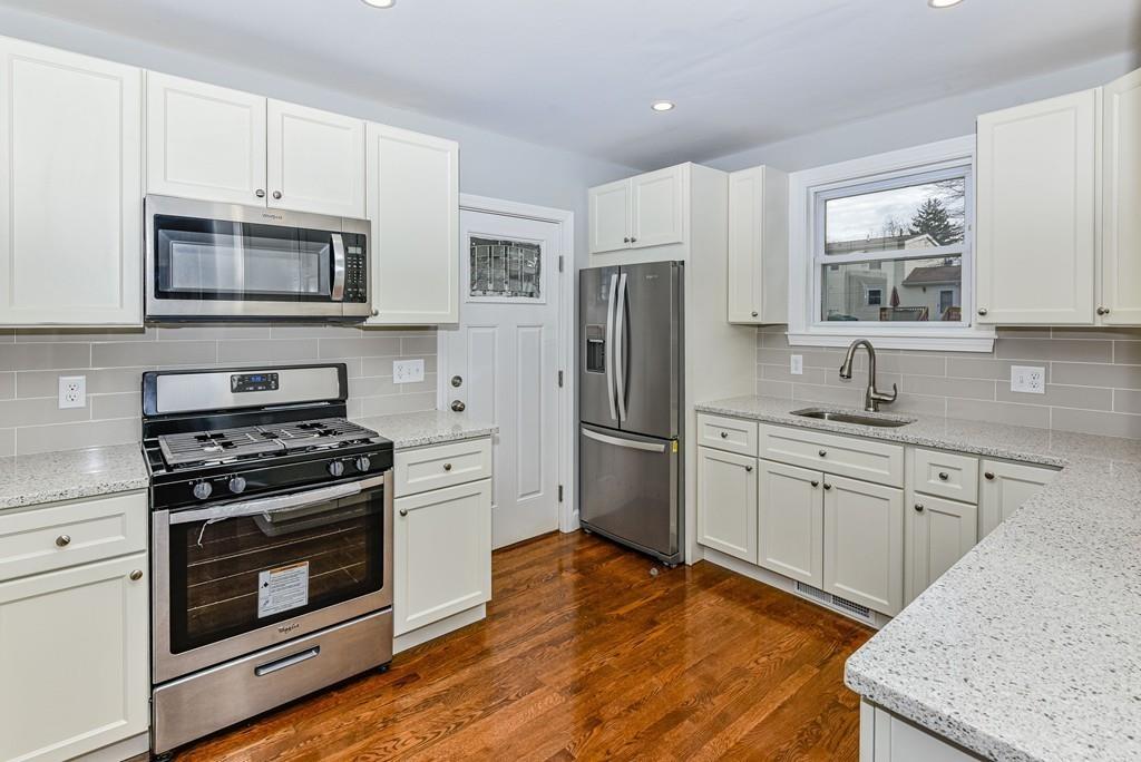 10 Derry Road Boston, MA 02136 - Photo 4 of 20 Gallery Image 4