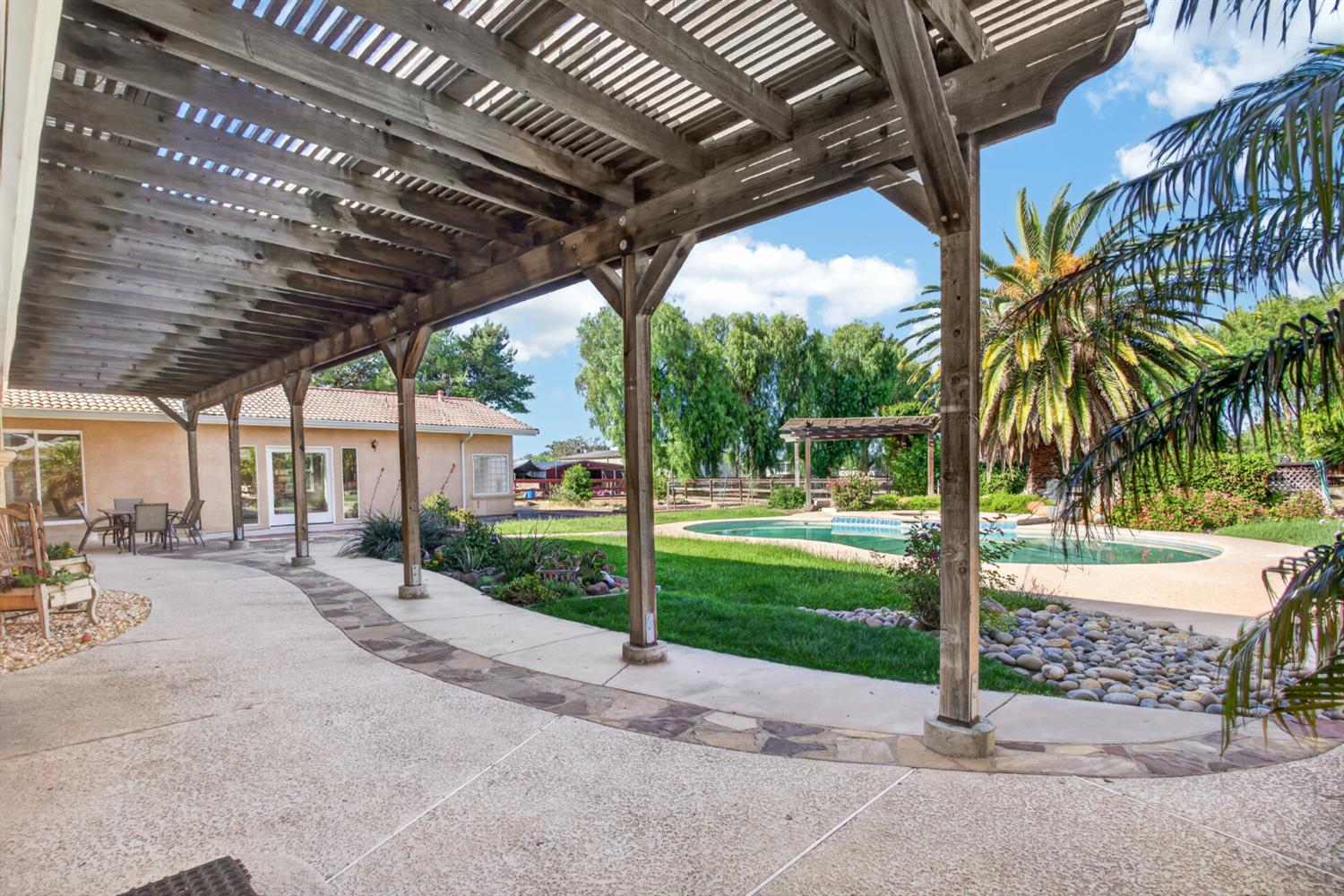 16237 Rancho Viejo Court Tracy, CA 95304 - Photo 32 of 64