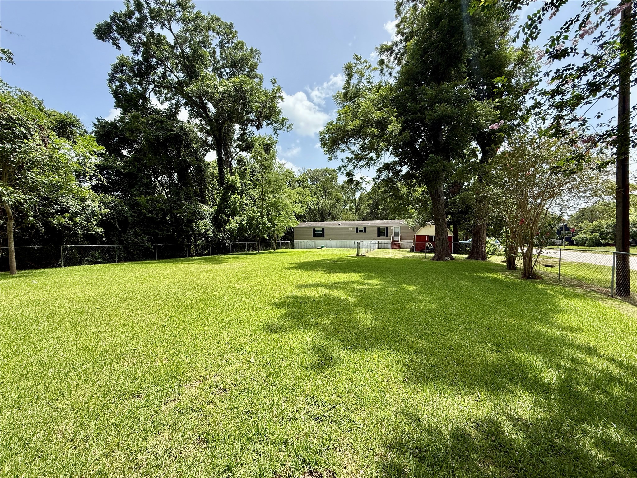 102 Western Way Angleton, TX 77515 - Photo 34 of 40
