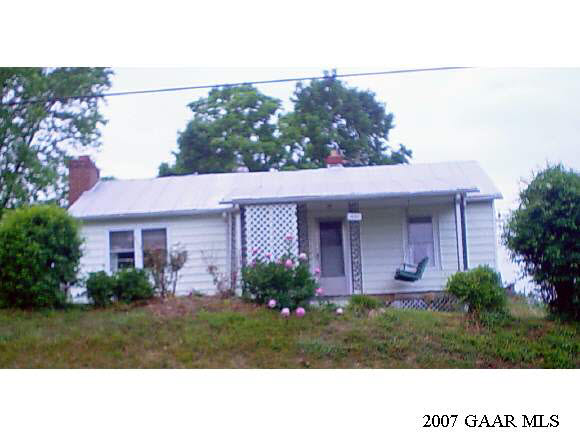 1886 Spring Hill Road Staunton, VA 24401 - Photo 1 of 6 Gallery Image 1