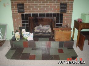 1886 Spring Hill Road Staunton, VA 24401 - Photo 3 of 6 Gallery Image 3