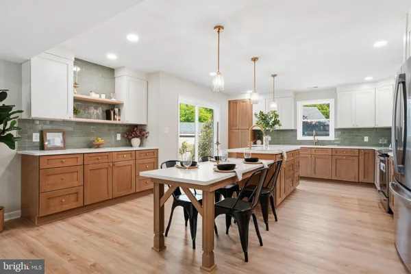 $565,000 | 22 Peppermint Road, Levittown, PA 19056