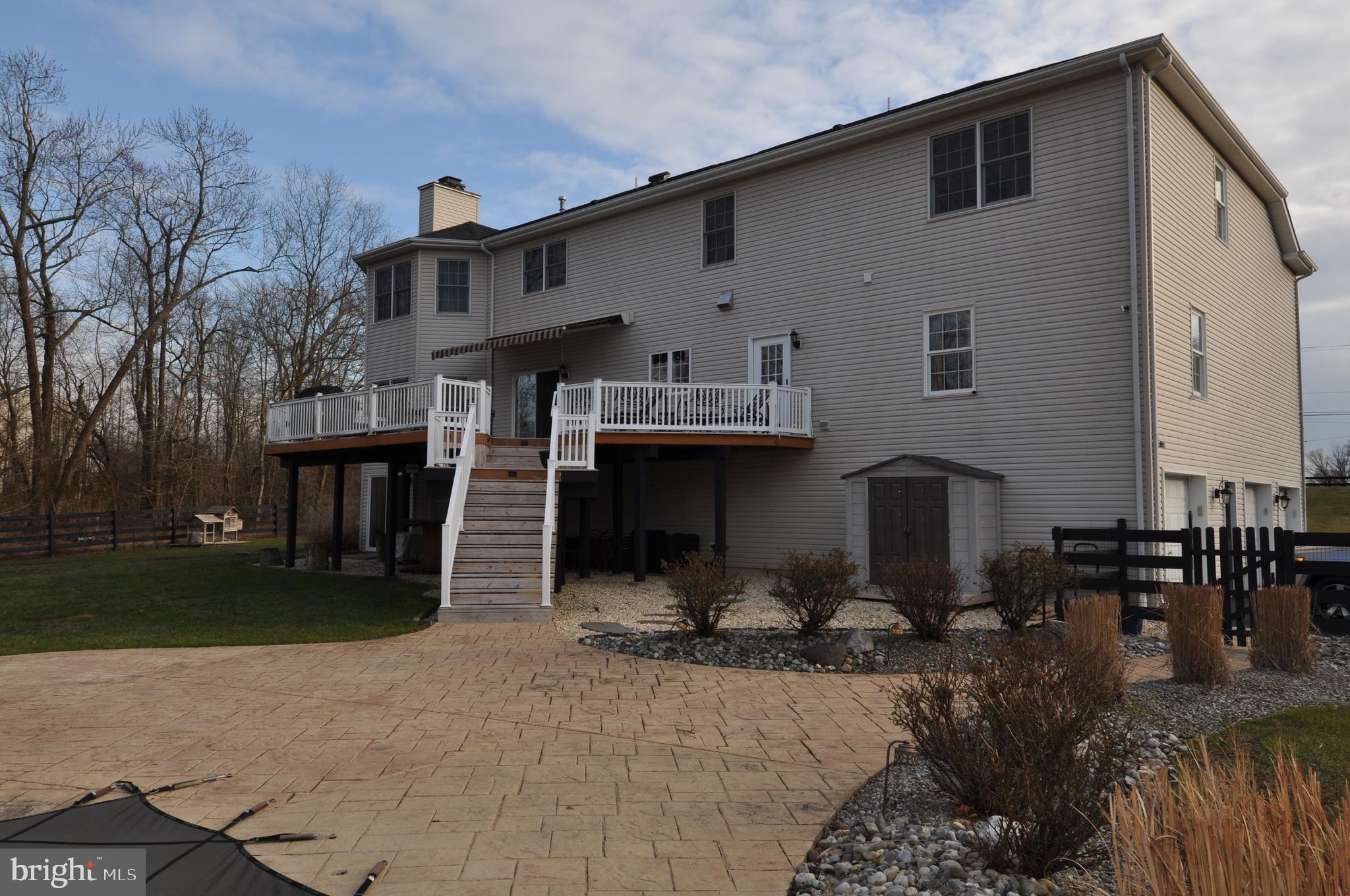 137 Springfield Meeting House Road Jobstown, NJ 08041 - Photo 45 of 67 Deck to the rear patio
