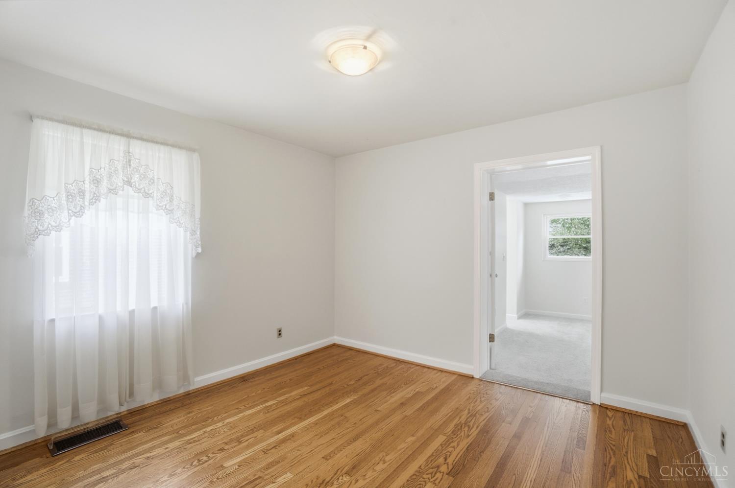 4515 Camberwell Road Cincinnati, OH 45209 - Photo 16 of 42