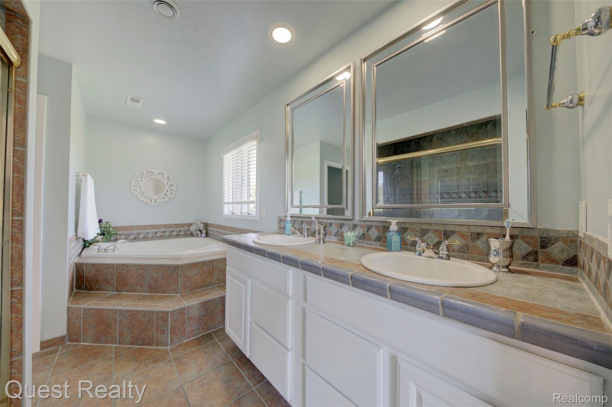 8325 Allen Road Clarkston, MI 48348 - Photo 57 of 79 4H8A8548_49_50.jpg
