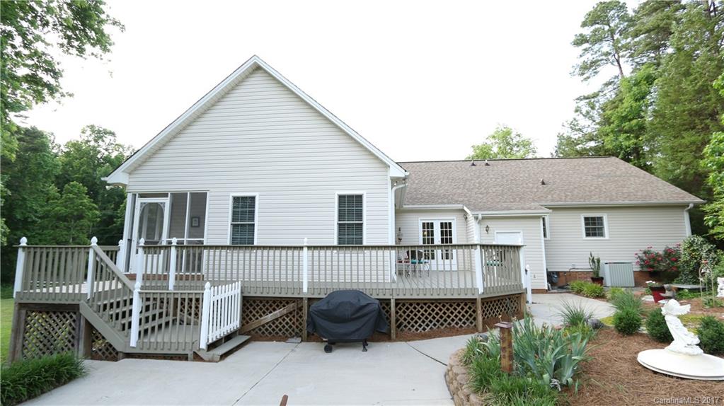 4517 Grove Road Charlotte, NC 28216 - Photo 21 of 24 Gallery Image 21