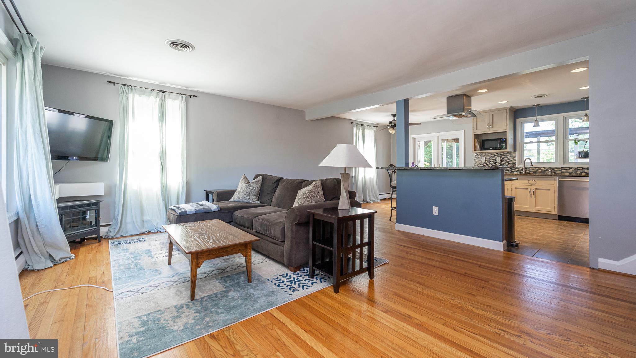 1923 Clifden Road Catonsville, MD 21228 - Photo 11 of 29 Gallery Image 11