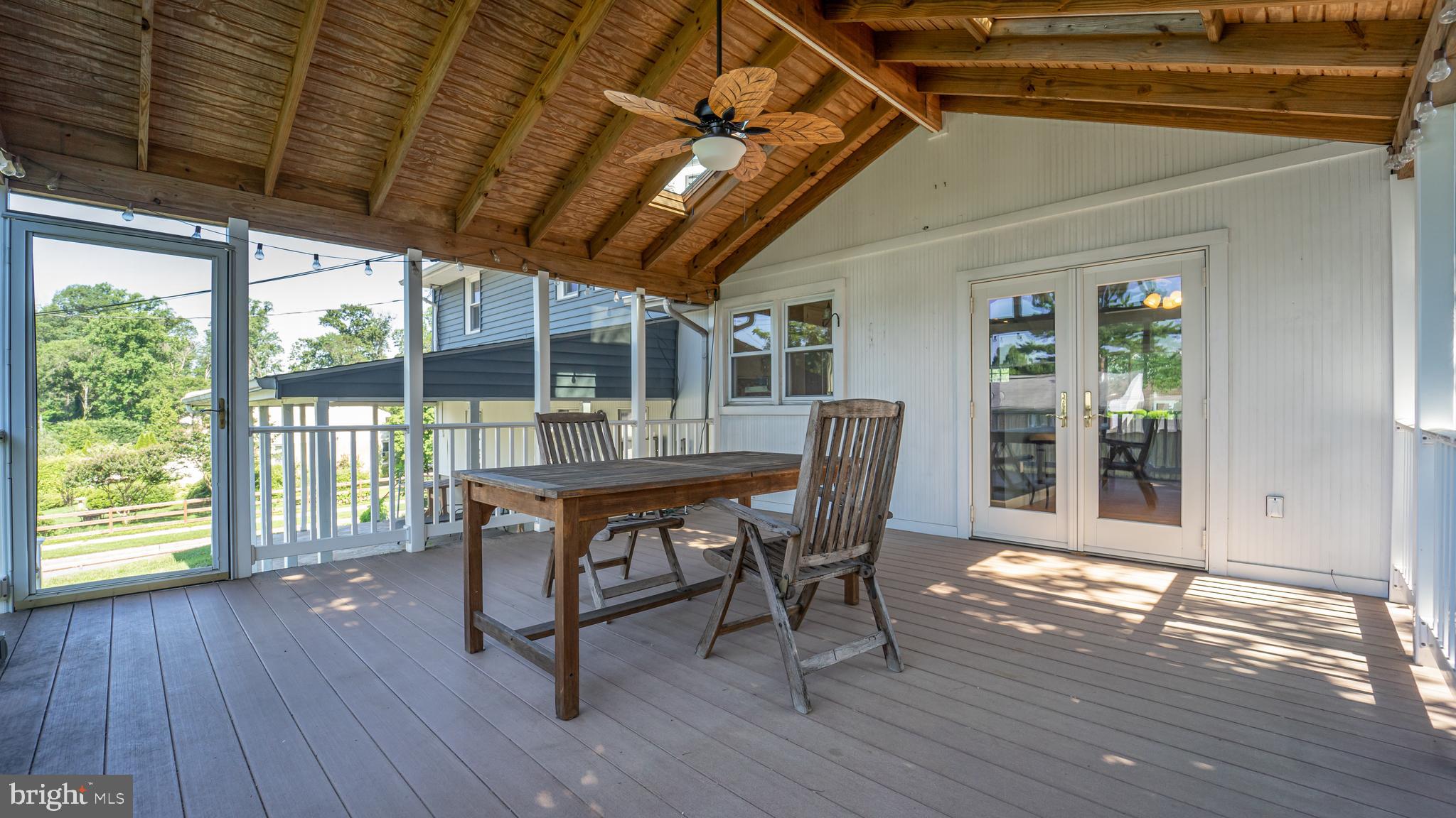 1923 Clifden Road Catonsville, MD 21228 - Photo 4 of 29 Gallery Image 4