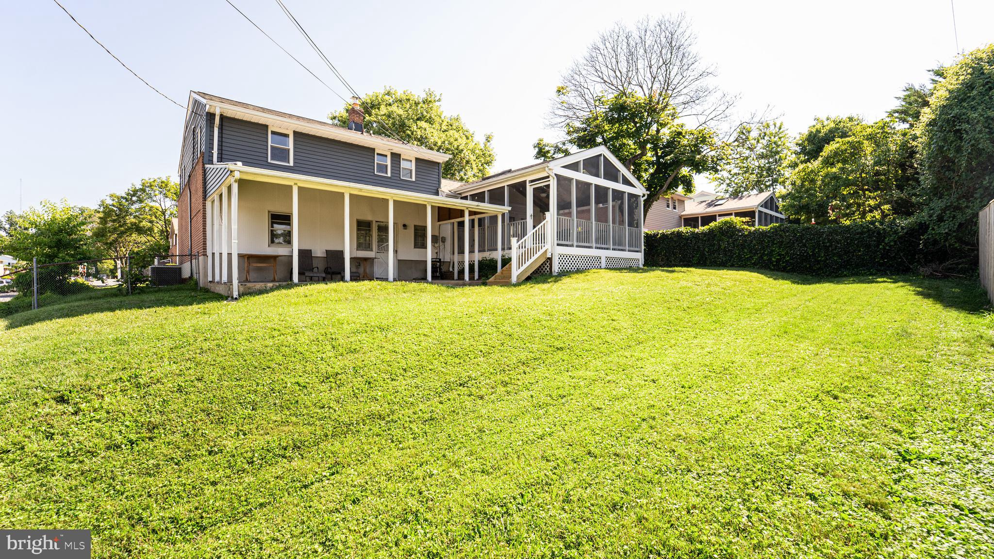 1923 Clifden Road Catonsville, MD 21228 - Photo 7 of 29 Gallery Image 7