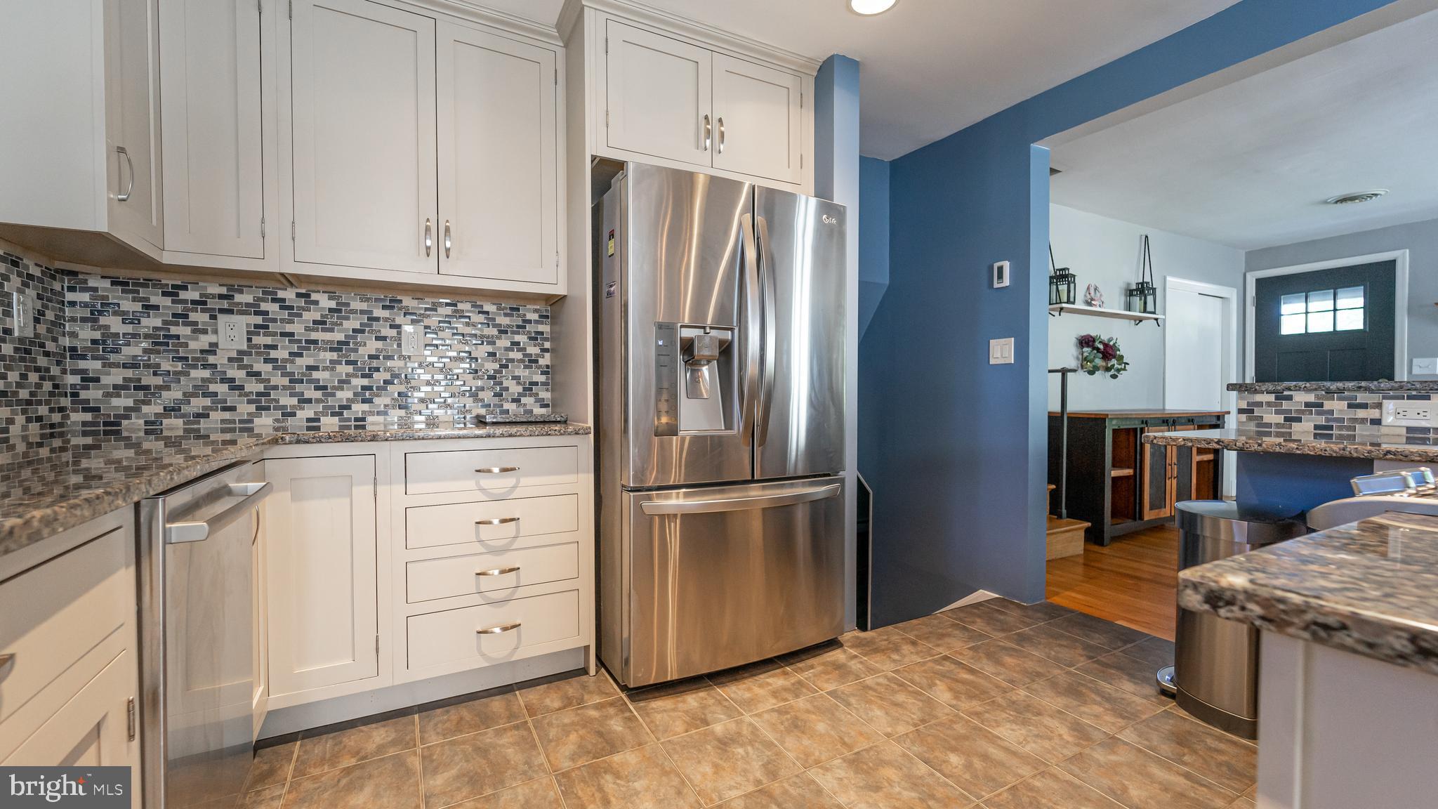 1923 Clifden Road Catonsville, MD 21228 - Photo 10 of 29 Gallery Image 10