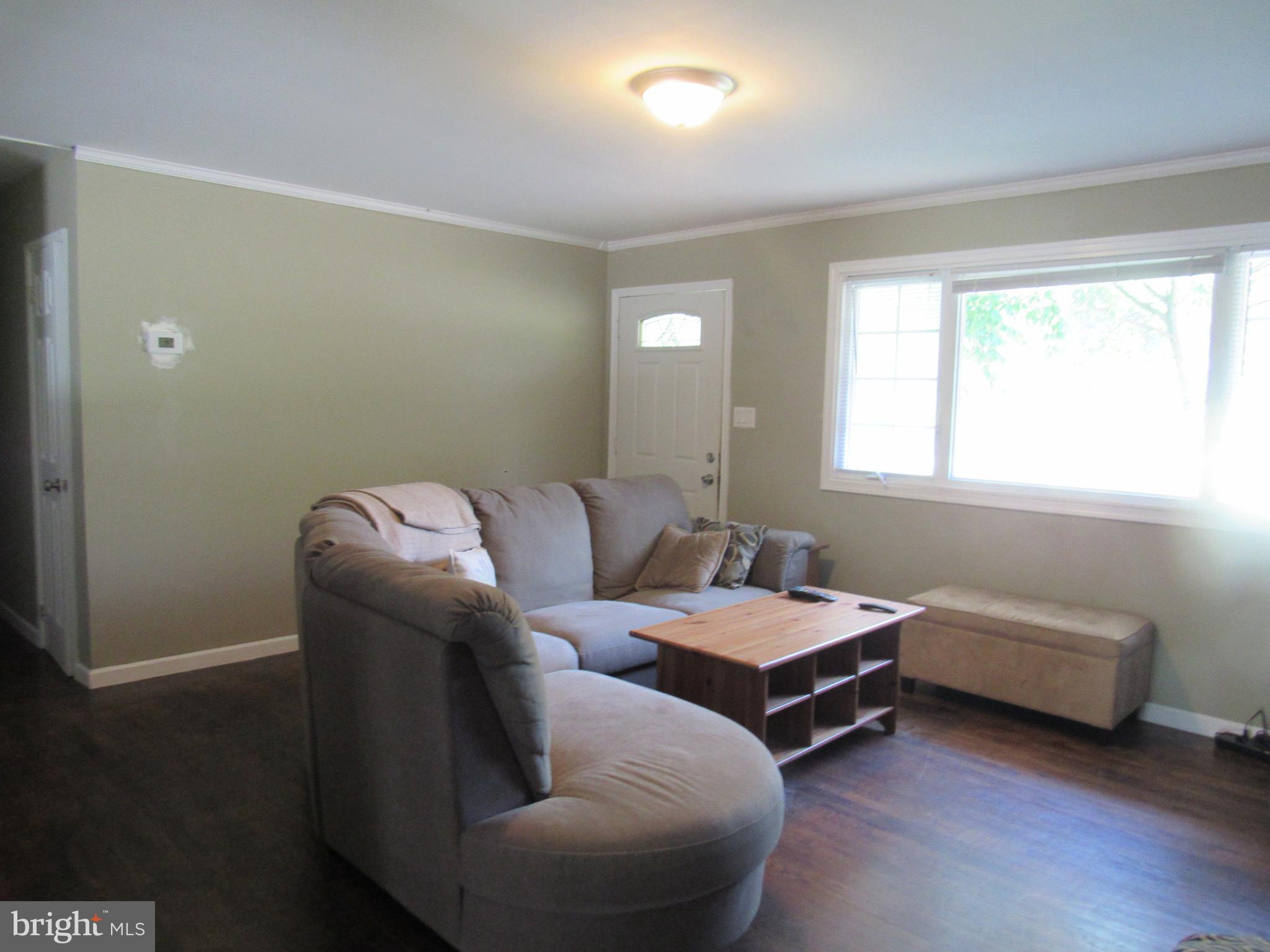 1760 Perryville Road Perryville, MD 21903 - Photo 3 of 27 LIVING ROOM