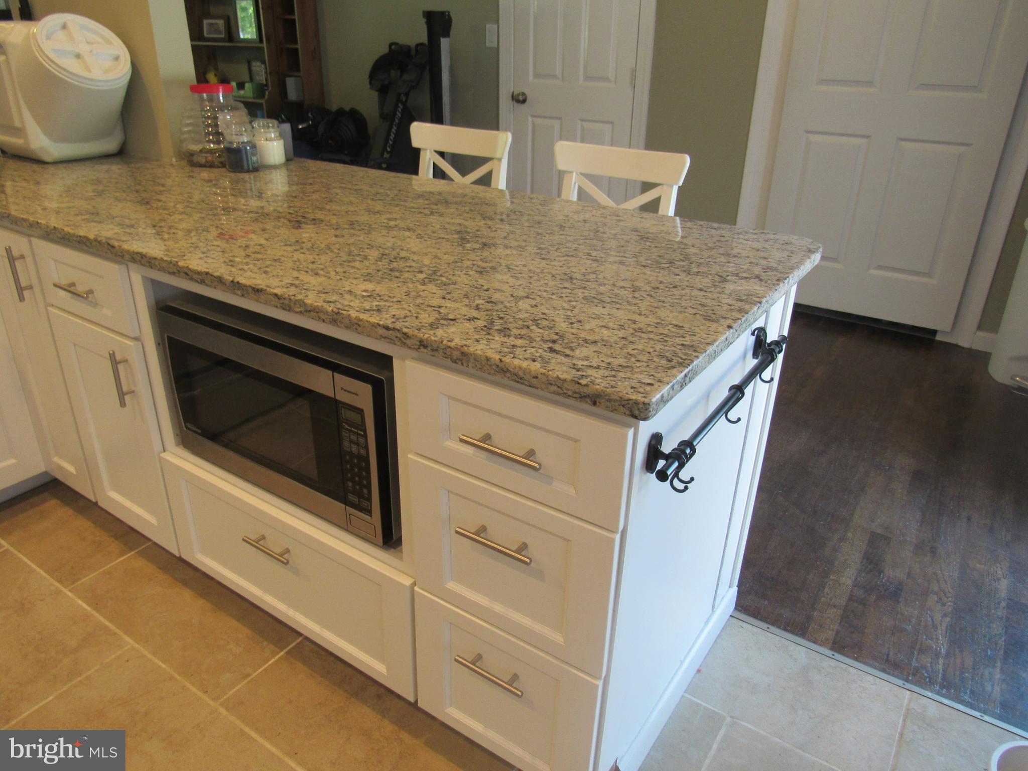 1760 Perryville Road Perryville, MD 21903 - Photo 4 of 27 KITCHEN GRANITE COUNTER TOP