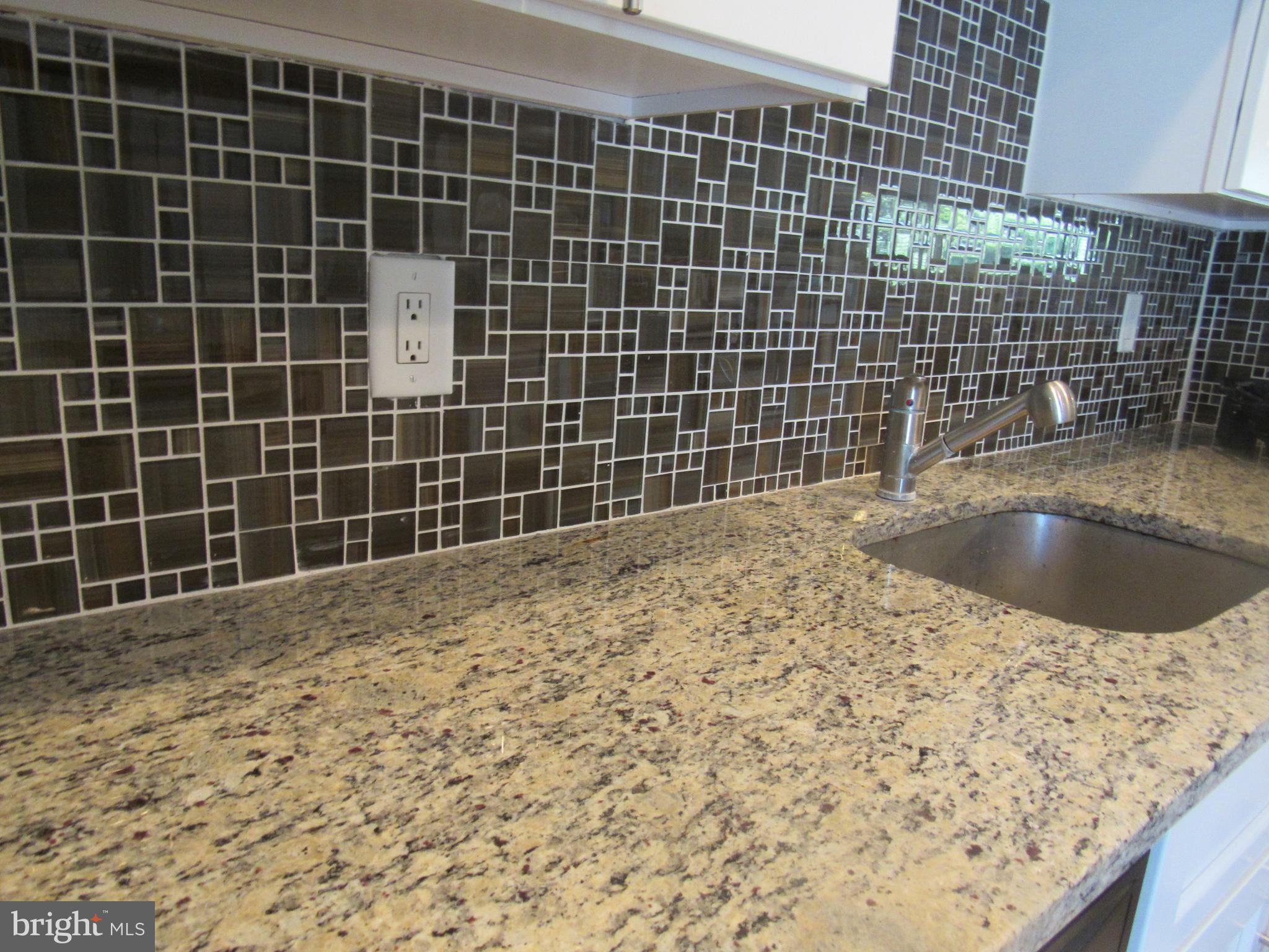1760 Perryville Road Perryville, MD 21903 - Photo 8 of 27 TILE BACKSPLASH