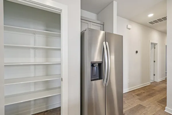 $2,100 | 113 Cutleaf, San Marcos, TX 78666