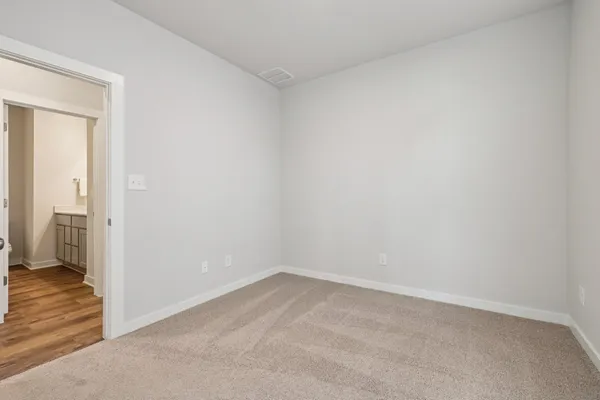 $2,100 | 113 Cutleaf, San Marcos, TX 78666