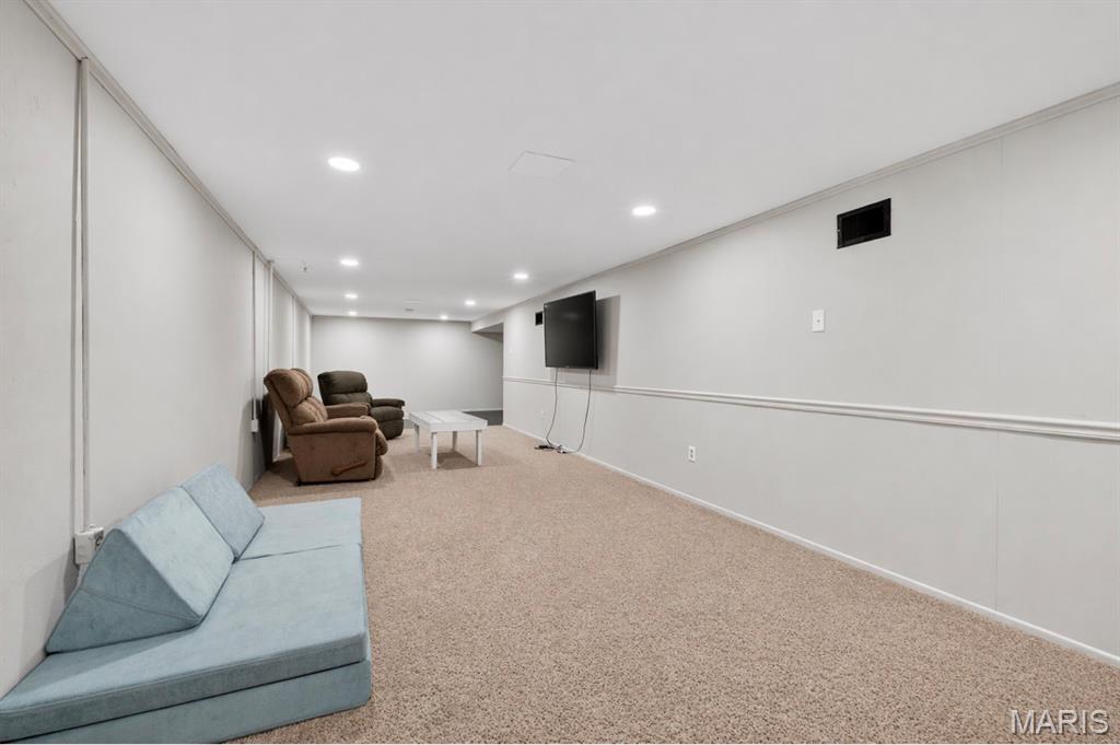 77 Ruth Drive St. Charles, MO 63301 - Photo 15 of 21