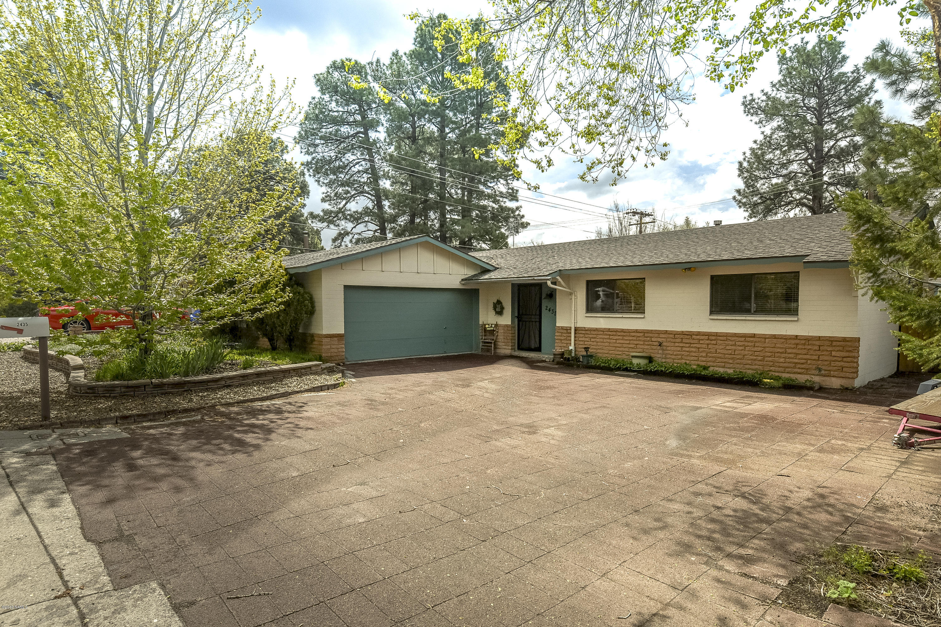 2435 East Lockett Road Flagstaff, AZ 86004 - Photo 1 of 25 Front View