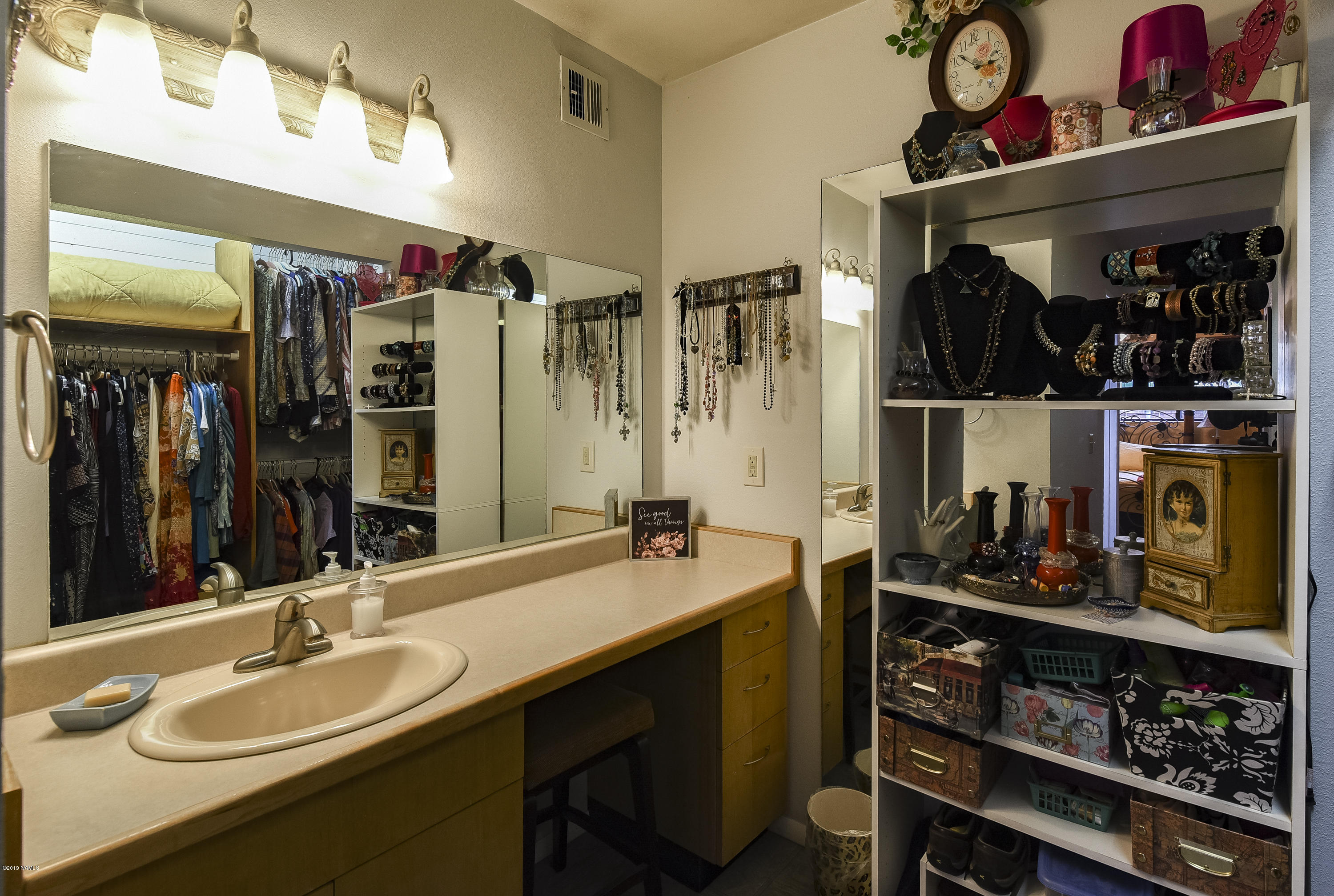 2435 East Lockett Road Flagstaff, AZ 86004 - Photo 14 of 25 Master Bathroom