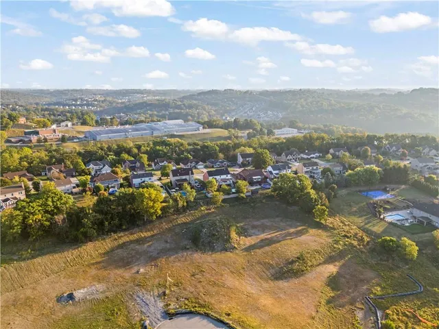 $165,000 | 2220 Watchfield Drive, South Park, PA 15129