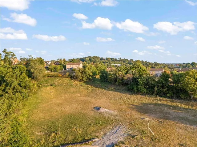 $165,000 | 2220 Watchfield Drive, South Park, PA 15129