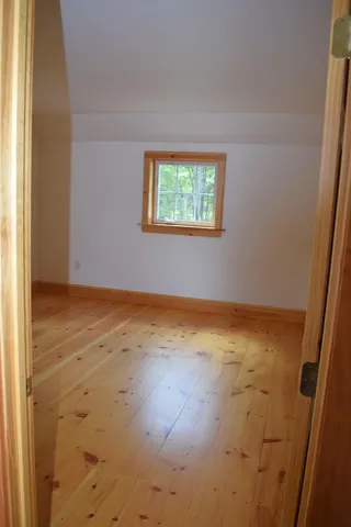 $2,400 | 46 Little River Road, Kingston, NH 03848