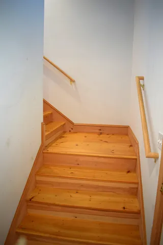 $2,400 | 46 Little River Road, Kingston, NH 03848