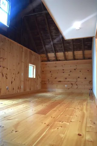 $2,400 | 46 Little River Road, Kingston, NH 03848