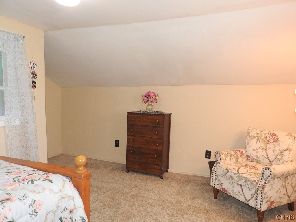 2751 Warners Road Camillus, NY 13164 - Photo 32 of 40