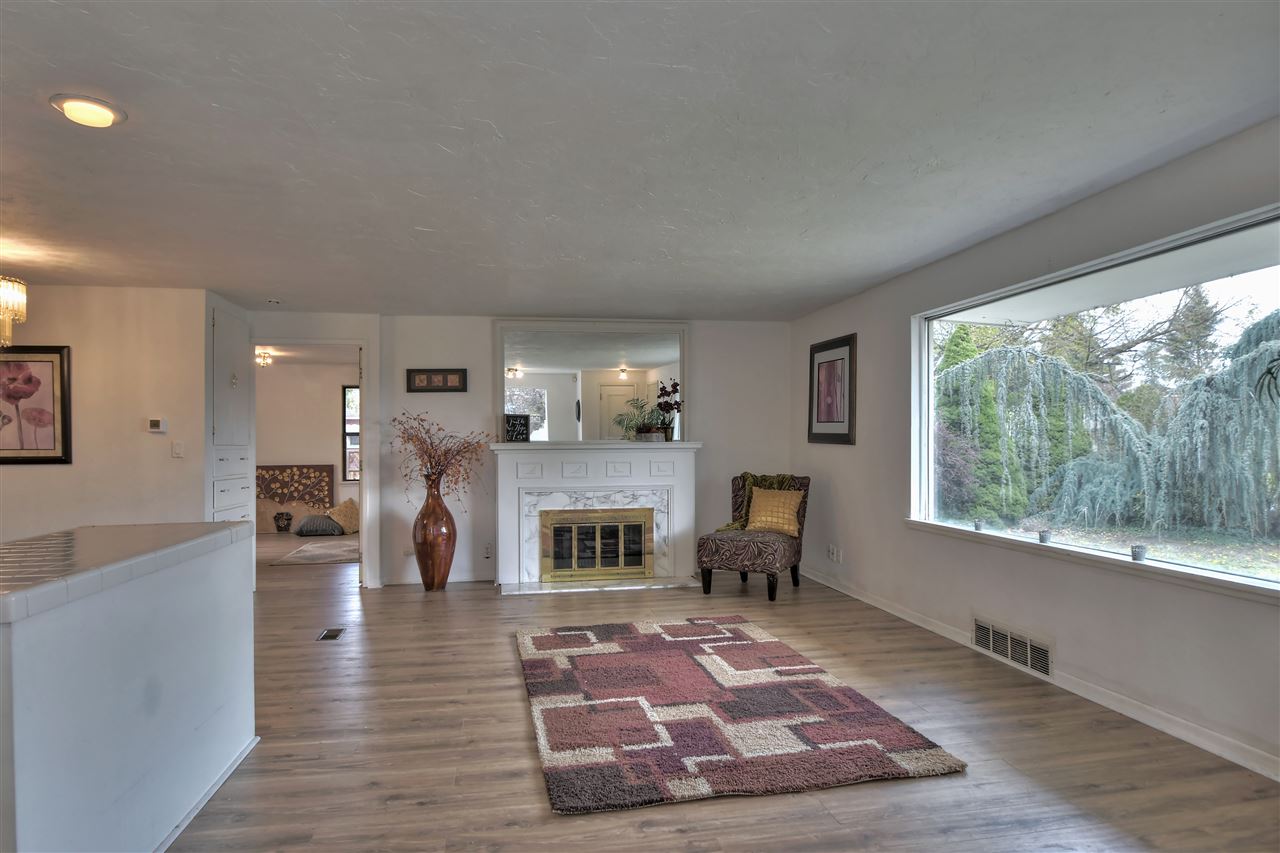 2803 North Stout Road Spokane Valley, WA 99206 - Photo 4 of 20